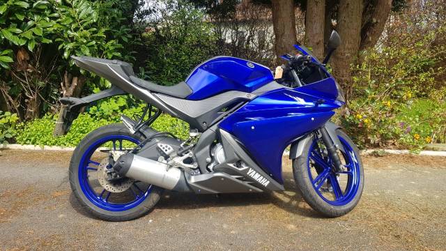 Yamaha YZF-R125 YZF R125 Sports Bike Petrol Blue